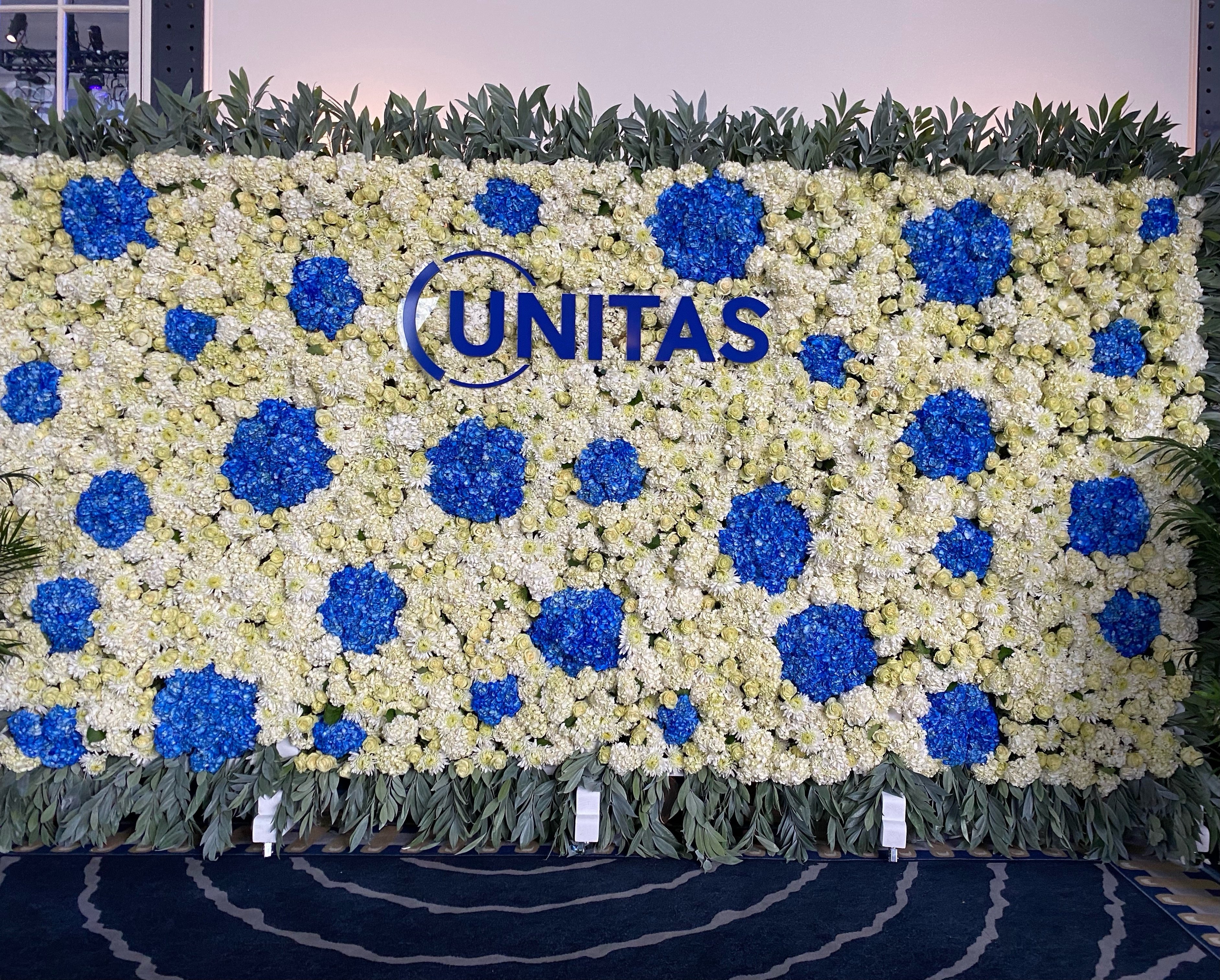 UNITAS Flower wall