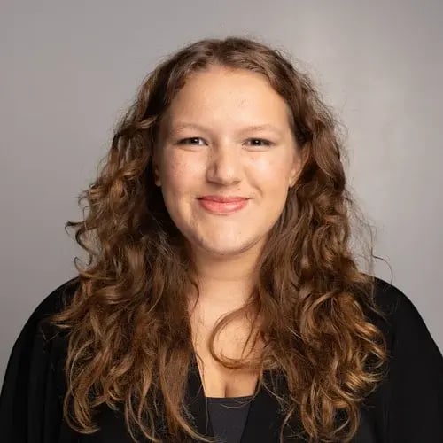 Jillian Headshot